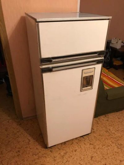 Лот: 19787575. Фото: 1. Требуется ремонт холодильника. Холодильники, морозильные камеры