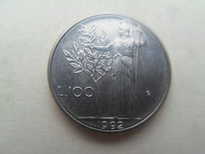 Лот: 10337319. Фото: 1. Италия 100 лир 1992. Европа