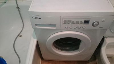 Лот: 5747899. Фото: 1. Стиральная машина Samsung f843. Стиральные машины