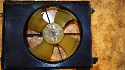 Лот: 14335901. Фото: 1. Honda stepwgn RF3-RF8 вентилятор... Электрооборудование