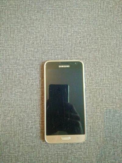Лот: 11750286. Фото: 1. Смартфон Samsung Galaxy J3 (2016... Смартфоны