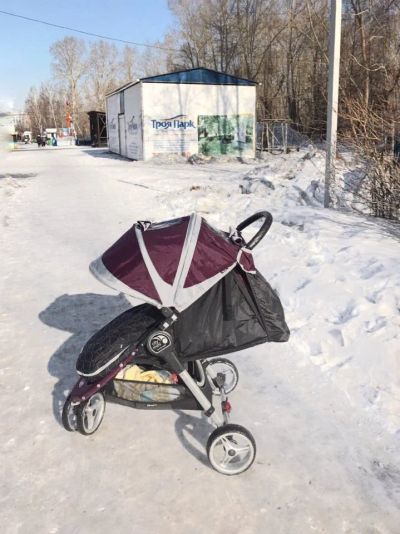 Лот: 9639500. Фото: 1. Прогулочная коляска baby Jogger... Коляски