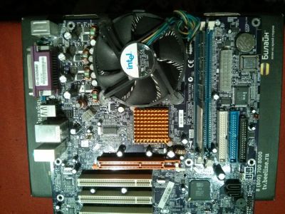 Лот: 6415104. Фото: 1. Intel® Celeron® D Processor 336... Материнские платы