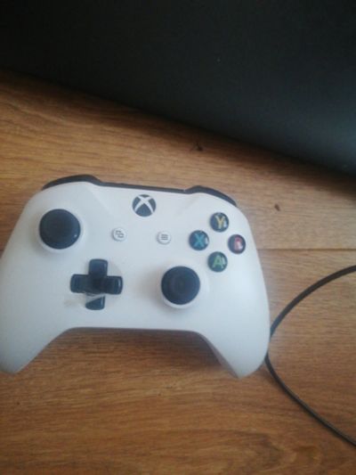 Лот: 16175037. Фото: 1. Куплю геймпады для xbox one 1. Аксессуары для игровых приставок, консолей, геймпады