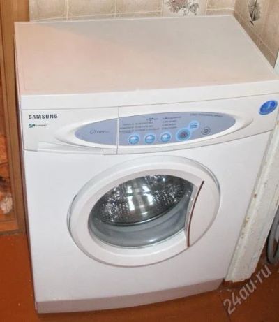 Лот: 940333. Фото: 1. Узкая стиральная машина Samsung... Стиральные машины