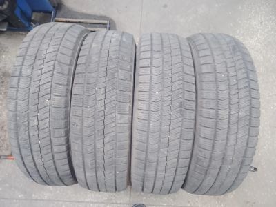 Лот: 24616890. Фото: 1. 4шт 185-65-15 Bridgestone Blizzak... Шины