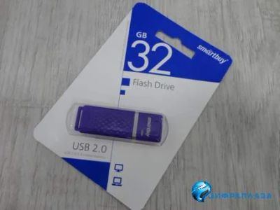 Лот: 13400284. Фото: 1. 32GB накопитель Smartbuy Quartz... USB-флеш карты