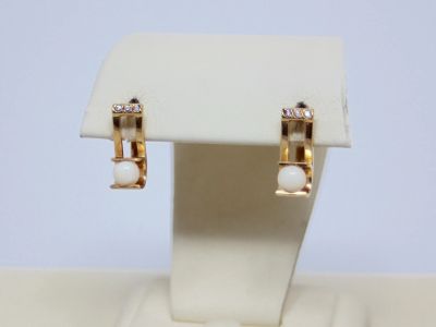 Лот: 15273536. Фото: 1. ЗОЛОТЫЕ СЕРЬГИ С КОРАЛЛОМ 5,22... Серьги, каффы