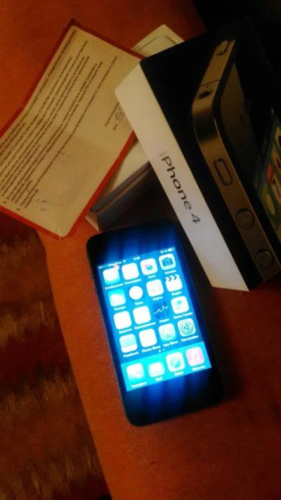 Лот: 6965354. Фото: 1. iPhone 4. Смартфоны