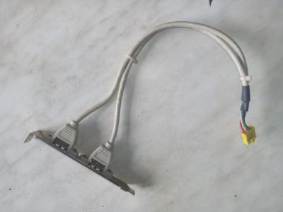Лот: 15919136. Фото: 1. USB - плата на 2 порта задняя... USB хабы