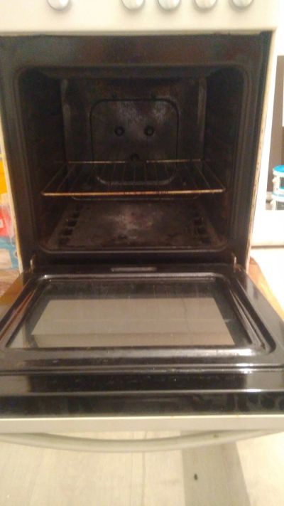 Лот: 14720685. Фото: 1. Газовая плита Indesit. Плиты, духовые шкафы, варочные поверхности
