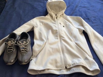 Лот: 7463746. Фото: 1. Кроссовки reebok 38 и кофта. Кеды, кроссовки, слипоны