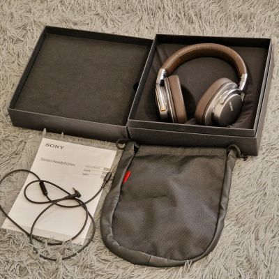 Лот: 20031119. Фото: 1. Топовые наушники Sony Mdr 1A. Наушники, гарнитуры