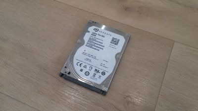 Лот: 25518605. Фото: 1. Продам жесткий диск 2.5 HDD Seagate... Жёсткие диски (HDD)