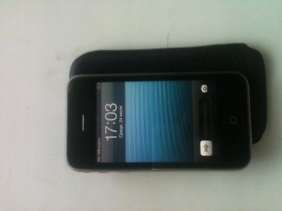 Лот: 2944857. Фото: 1. iPhone 3gs. Кнопочные мобильные телефоны