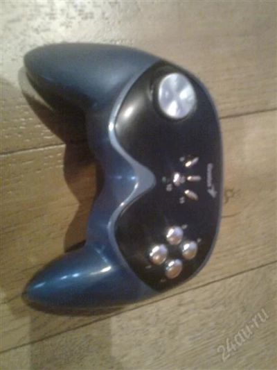 Лот: 2490369. Фото: 1. джойстик Genius MaxFire G-12U... Аксессуары для игровых приставок, консолей, геймпады