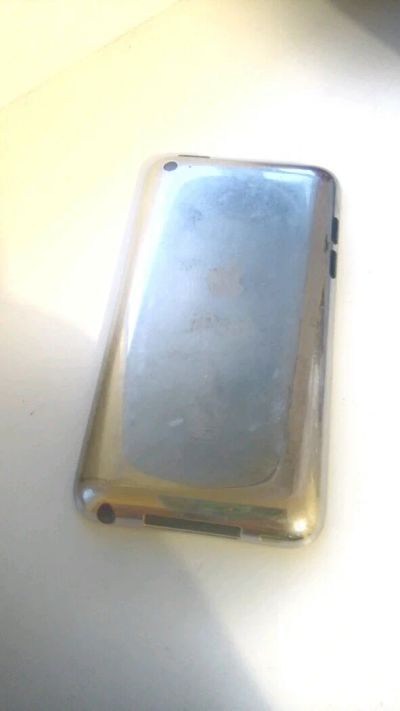 Лот: 8942352. Фото: 1. Ipod touch 4 8 Gb. Плееры
