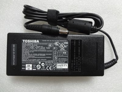 Лот: 13699603. Фото: 1. Блок питания для ноутбука Toshiba... Зарядные устройства