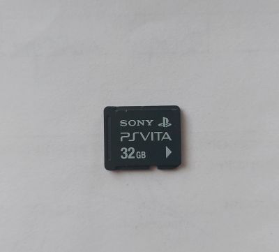 Лот: 21739794. Фото: 1. Карта памяти PS VITA 32 Гб оригинал. Аксессуары для игровых приставок, консолей, геймпады