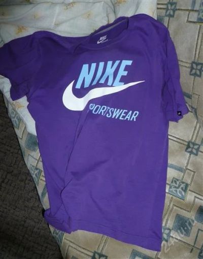 Лот: 1195352. Фото: 1. Отличная футболка Nike.Дешево!. Другое (спортивная одежда)