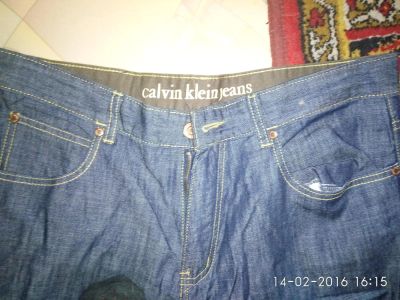 Лот: 6926720. Фото: 1. Джинсы Calvin Klein. Брюки, джинсы, шорты