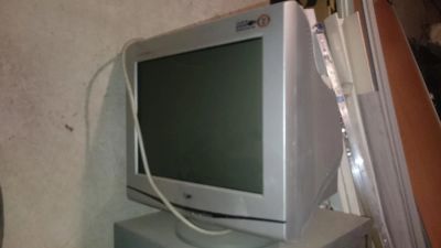 Лот: 9370343. Фото: 1. Монитор F700P. ЭЛТ-мониторы