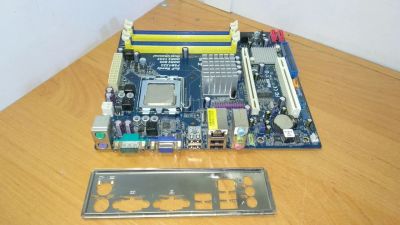 Лот: 17831328. Фото: 1. Материнская плата ASRock G41C-VS. Материнские платы