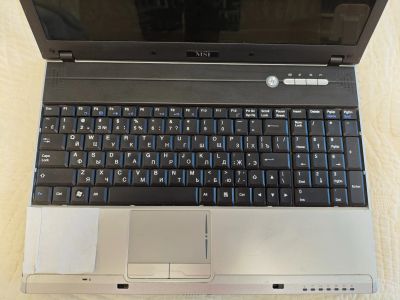 Лот: 25190496. Фото: 1. Ноутбук MSI. Ноутбуки