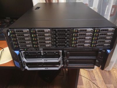 Лот: 12809943. Фото: 1. Сервер (СХД) Dell PowerEdge VRTX... СХД