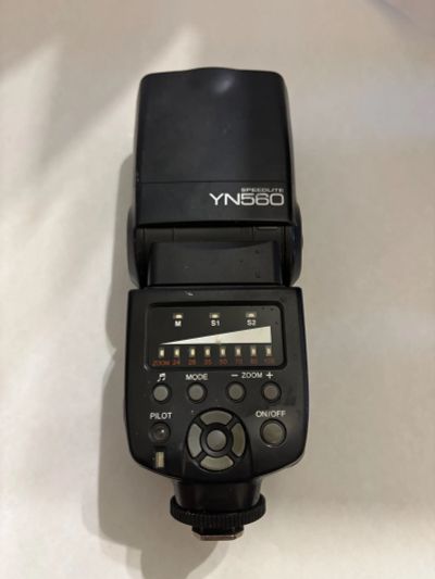 Лот: 25631486. Фото: 1. Вспышка SpeedLite. Вспышки, осветители, рассеиватели