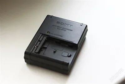 Лот: 1673272. Фото: 1. Зарядное устройство Sony. Аккумуляторы, зарядные
