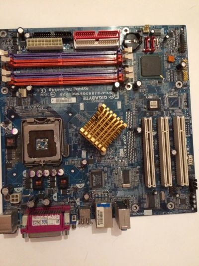 Лот: 11656776. Фото: 1. Материнская плата gigabyte ga-8i865gvmk-775. Материнские платы