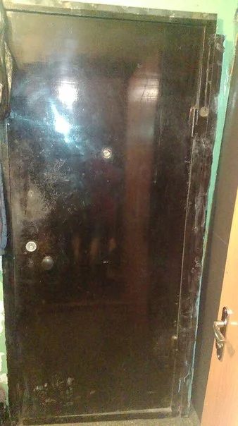 Лот: 4863730. Фото: 1. Дверь входная металическая 2. Двери входные