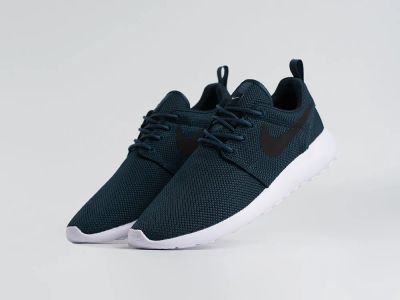 Лот: 5288658. Фото: 1. Кроссовки Nike Roshe Run. Кеды, кроссовки, слипоны