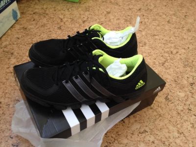 Лот: 6327134. Фото: 1. кроссовки Adidas liquid rs m размер... Кеды, кроссовки, слипоны