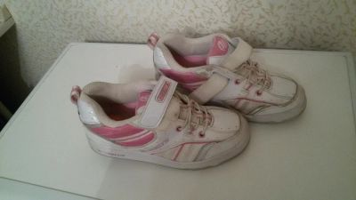 Лот: 9786532. Фото: 1. Кросовки Heelys. Кеды, кроссовки