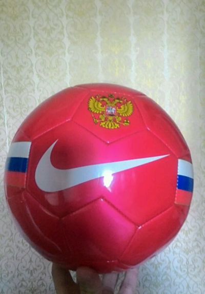 Лот: 11887360. Фото: 1. Футбольный мяч Nike. Мячи, ракетки, шайбы, клюшки