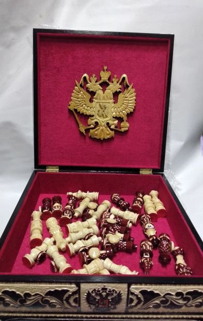 Лот: 12618751. Фото: 1. Настольная игра Шахматы резные... Настольные игры, карты