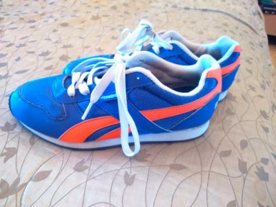 Лот: 6069295. Фото: 1. Кроссовки reebok, р.37. Кеды, кроссовки, слипоны