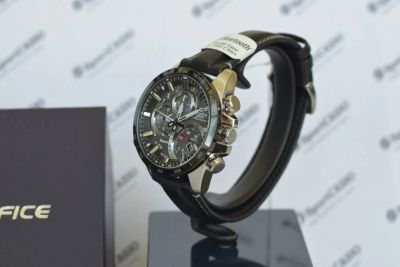 Лот: 11741854. Фото: 1. Часы Casio Edifice EQB-501. Оригинальные наручные часы