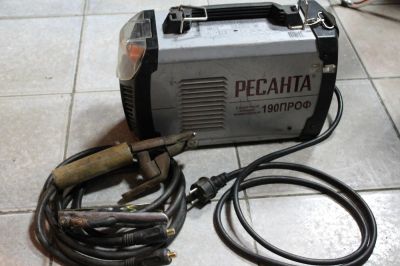 Лот: 4133548. Фото: 1. Продам сварочный инвертор Ресанта... Сварочные аппараты