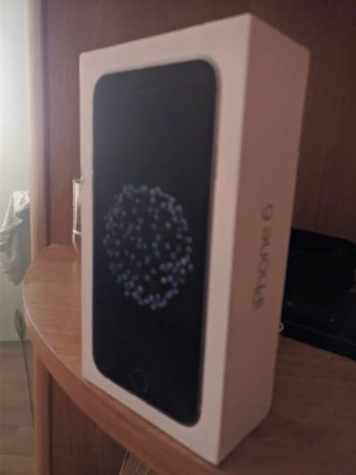 Лот: 17584937. Фото: 1. Коробка iPhone 6 Space Gray 64gb. Коробки, инструкции