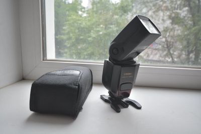 Лот: 11907719. Фото: 1. Вспышка Yongnuo YN-565EX TTL Nikon... Вспышки, осветители, рассеиватели