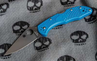 Лот: 5206518. Фото: 1. Spyderco Delica C11fpblm nleomf... Ножи, топоры