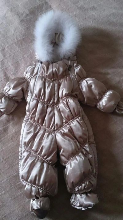 Лот: 6195835. Фото: 1. Красивый зимний комбинезон Baby... Верхняя одежда