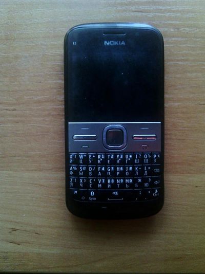 Лот: 4145166. Фото: 1. Телефон NOKIA E5-00. Кнопочные мобильные телефоны