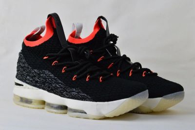 Лот: 16862407. Фото: 1. Кроссовки мужские Nike LeBron... Кеды, кроссовки, слипоны