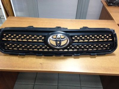 Лот: 6161339. Фото: 1. решетка радиатора RAV4 (05.11-... Кузов
