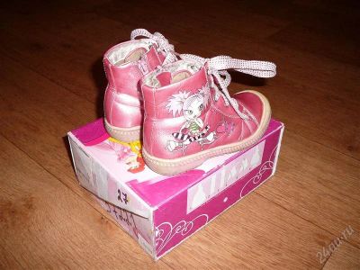 Лот: 1642370. Фото: 1. ботинки для девочки р.26. Ботинки