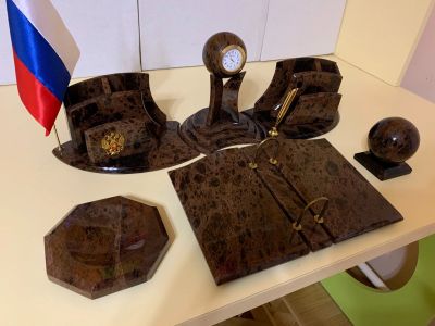Лот: 17262497. Фото: 1. Настольный набор для руководителя... Сувенирные наборы